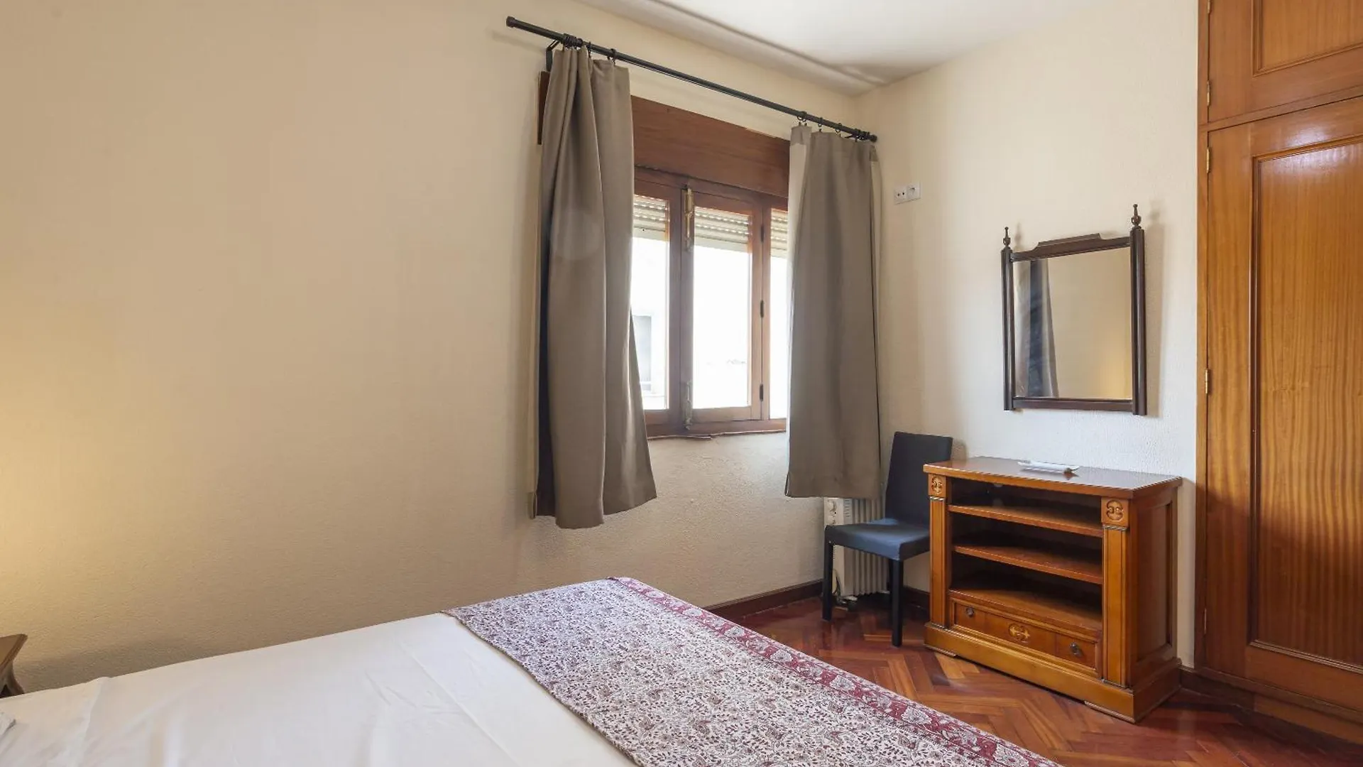 Apartamento Gran Atico En El Soho De Malaga Para 7